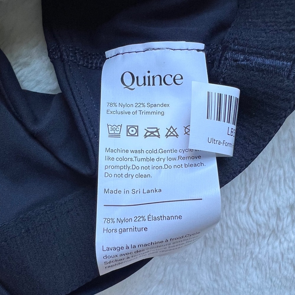 Quince Ultra-Form High Neck Crop Bra Navy Blue Women Size Small Athletic Top NWT - Picture 8 of 10